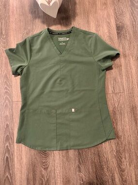 Fabletics Olive Green V-Neck Short Sleeve Scrub Top